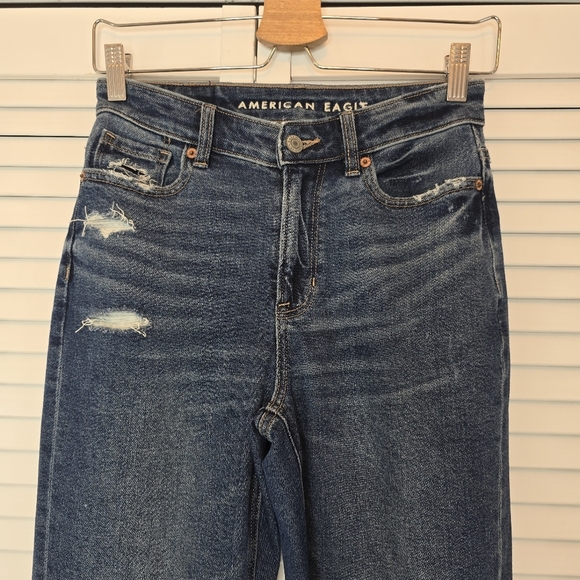AMERICAN EAGLE Mom Jeans Stretch Distressed Raw Hem Women 0 High Rise Blue Denim - Picture 2 of 11
